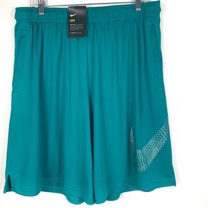 NWT Nike Dri-Fit Fly Training Short